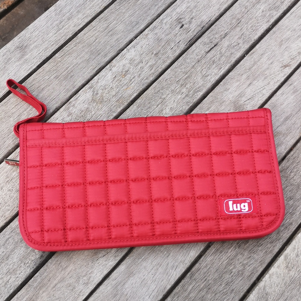 Lug travel wallet/passport holder like new